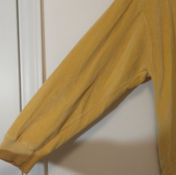 Vintage Gertrude Davenport Yellow Sweater with Built in Shirt. Size Small. - Picture 7 of 8